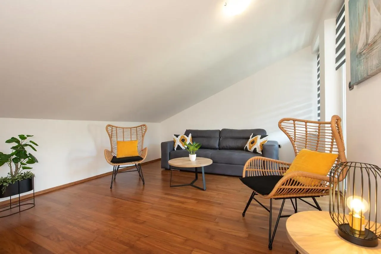 Apartment Casia A6 Baska  Croatia